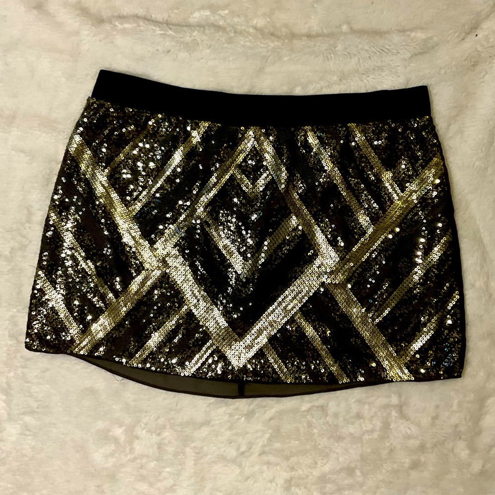 Sequin mini skirt size L